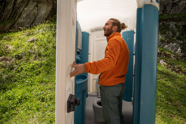 Portable Toilet Options We Offer in Glen Gardner, NJ